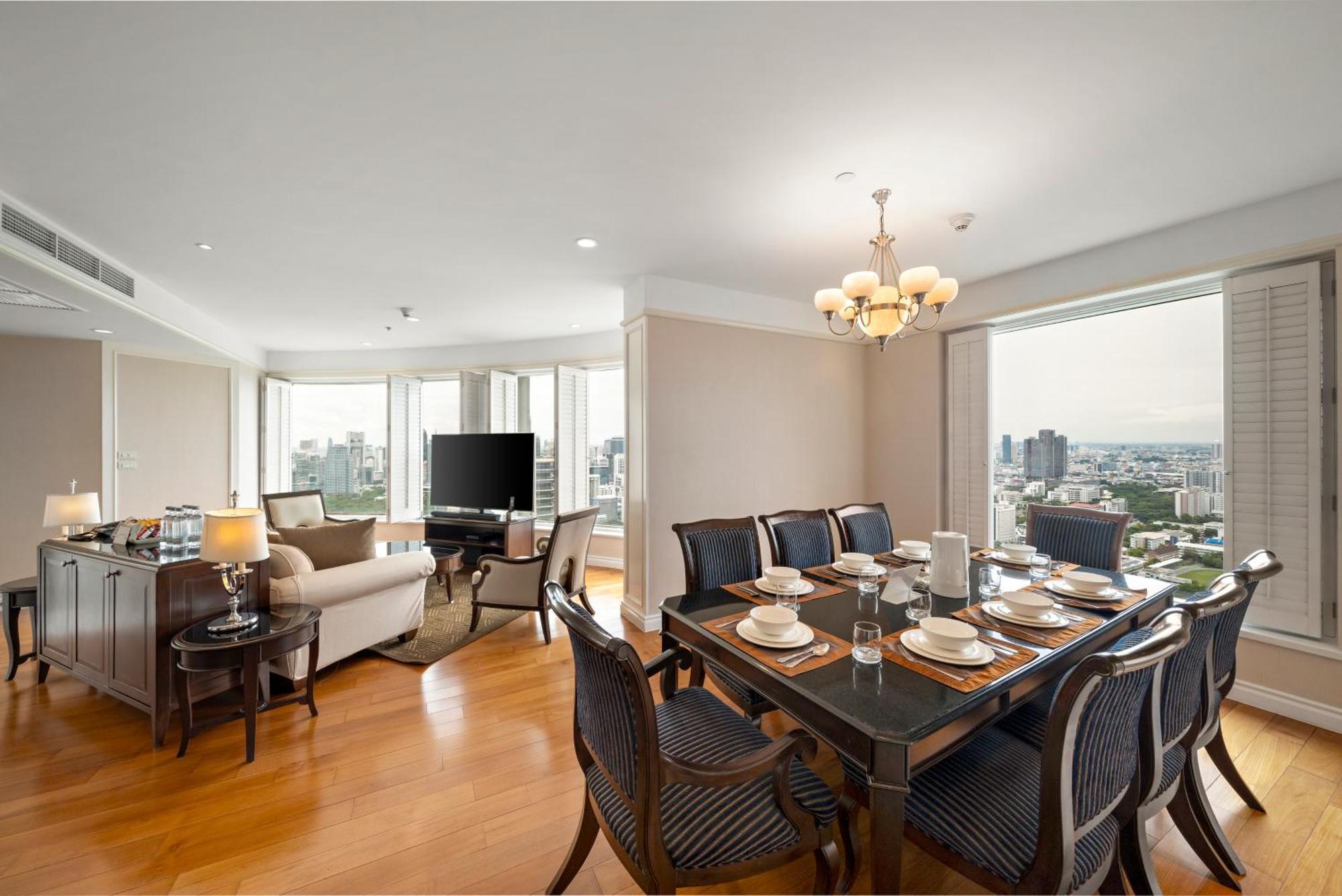 Grande Centre Point Hotel Ratchadamri Bangkok Exteriér fotografie A typical three-bedroom suite